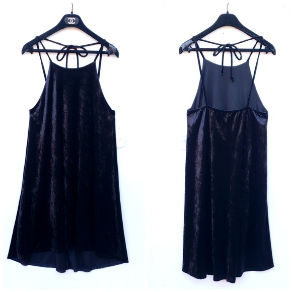 Altar'd State Dresses & Skirts - NWT Altar'd State Black Velvet High Low Dress